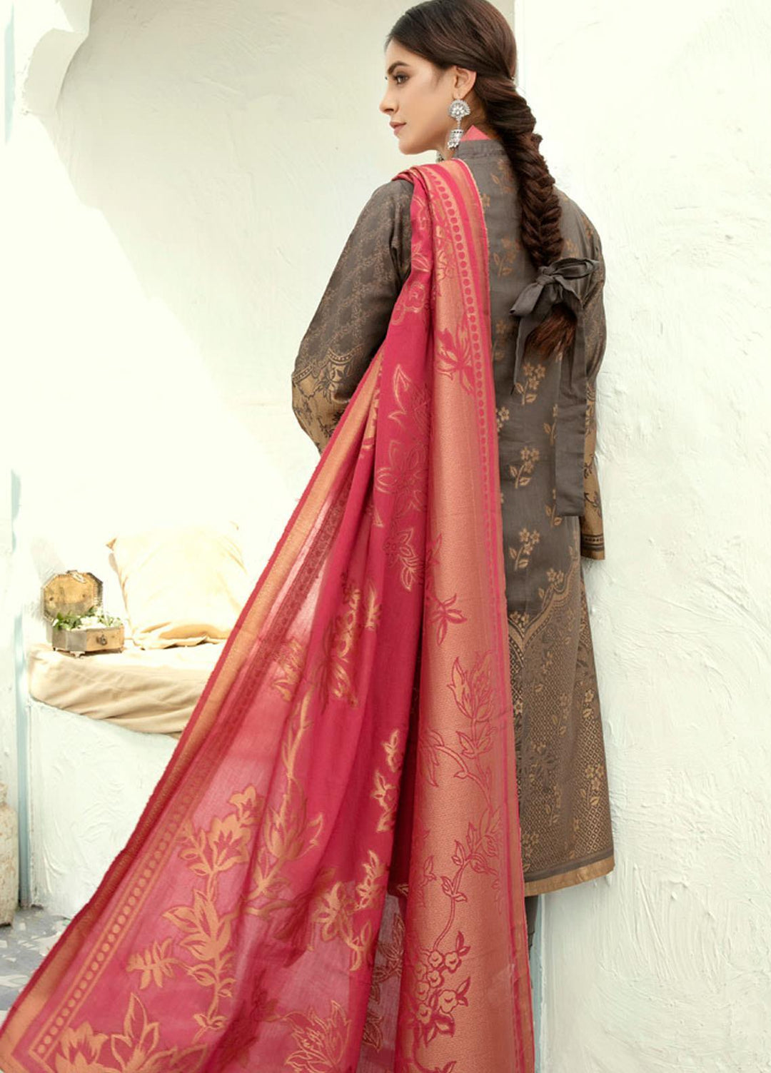 Shahnameh by Riaz Arts Banarsi Lawn Suits Unstitched 3 Piece RA21SB D-19 - Summer Collection