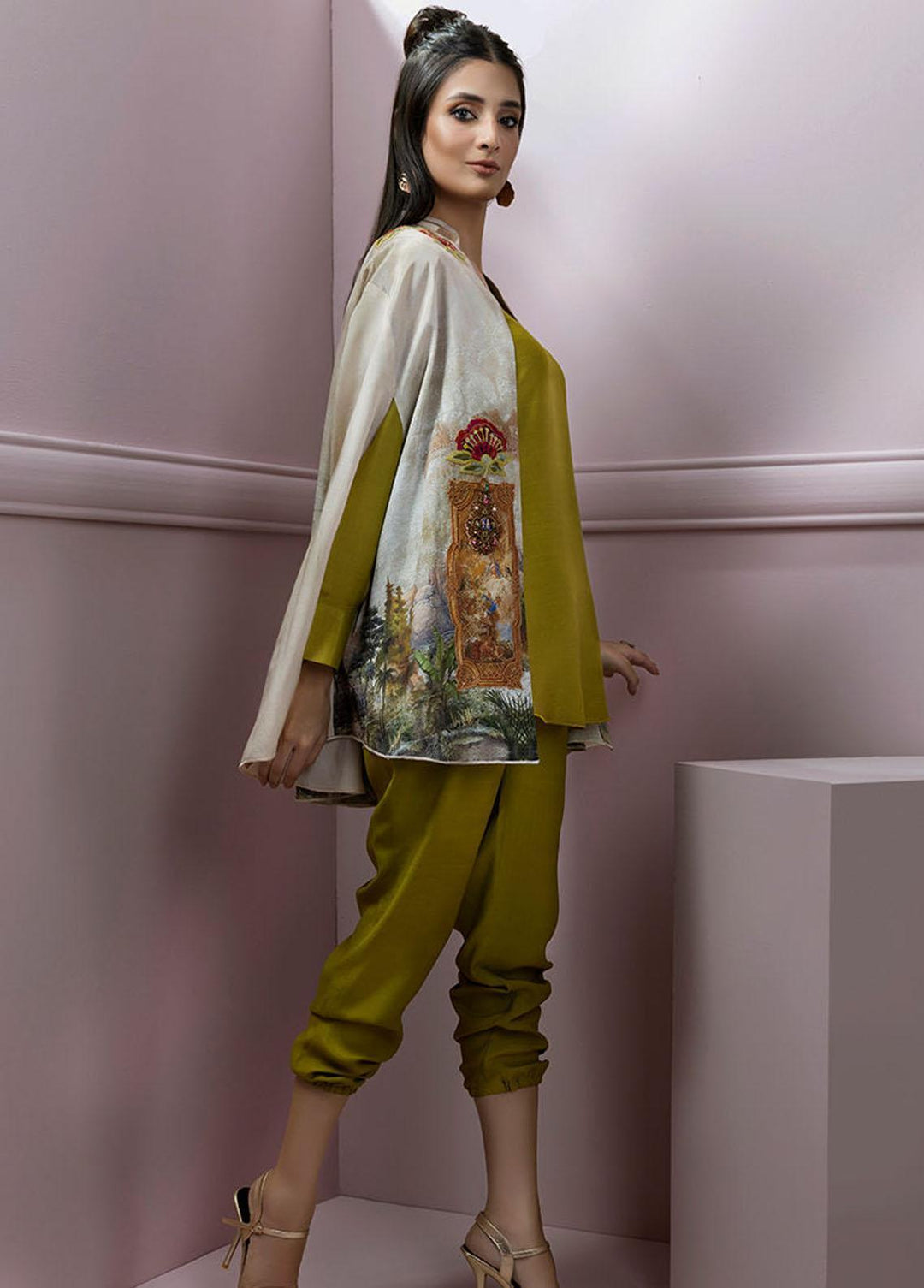 Shamaeel Ansari Pret Embroidered Silk 3 Piece Glam-08