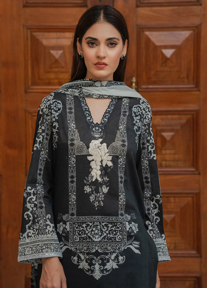 Shamaeel Ansari Pret Embroidered Lawn 3 Piece Suit LE-04