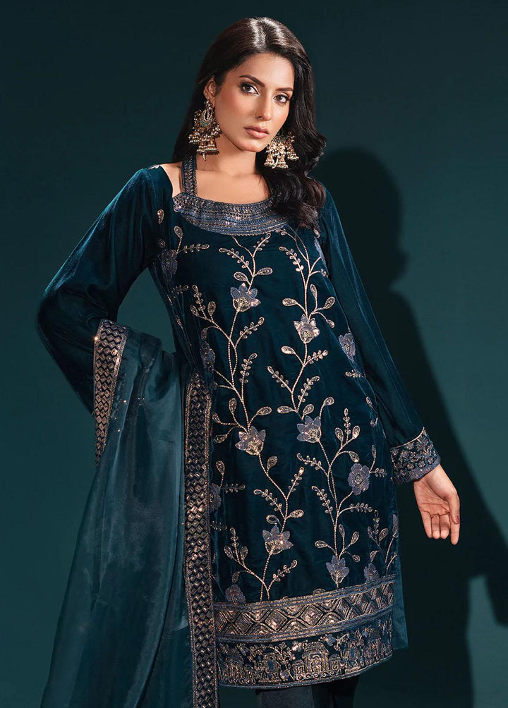 Aroush By Shanyera Embroidered Velvet Suits Unstitched 3 Piece SHN22AV Green Metallic - Winter Collection