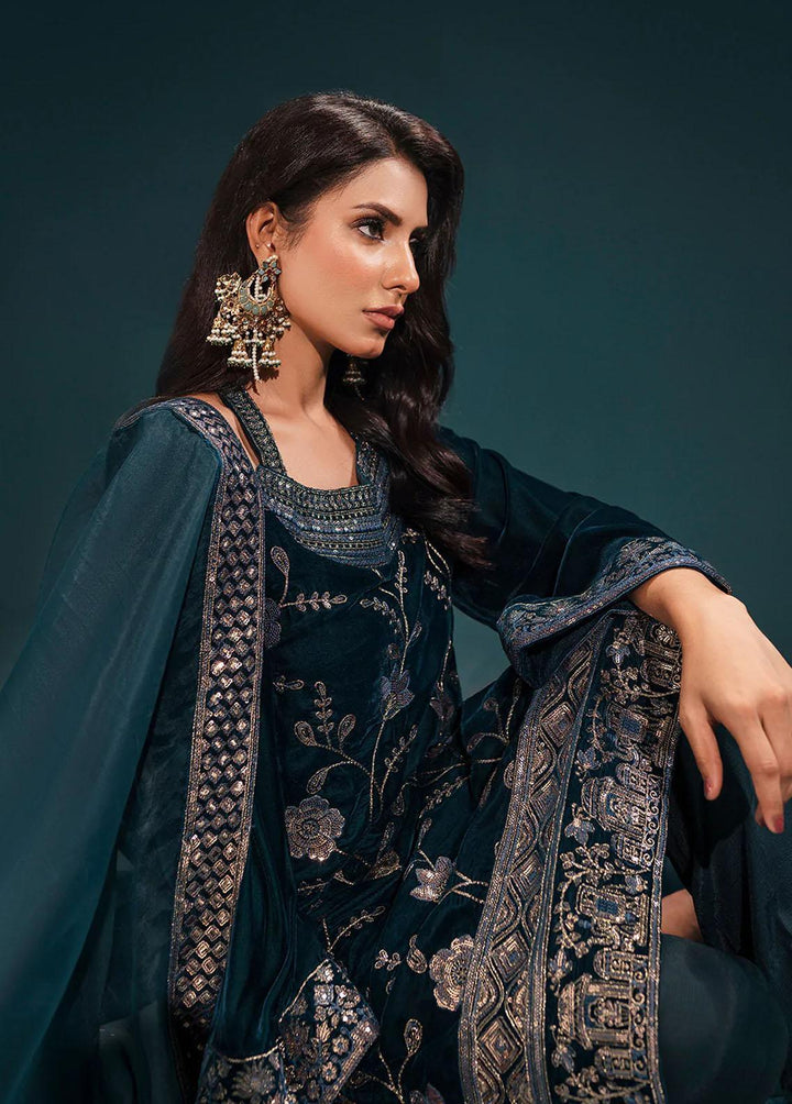Aroush By Shanyera Embroidered Velvet Suits Unstitched 3 Piece SHN22AV Green Metallic - Winter Collection