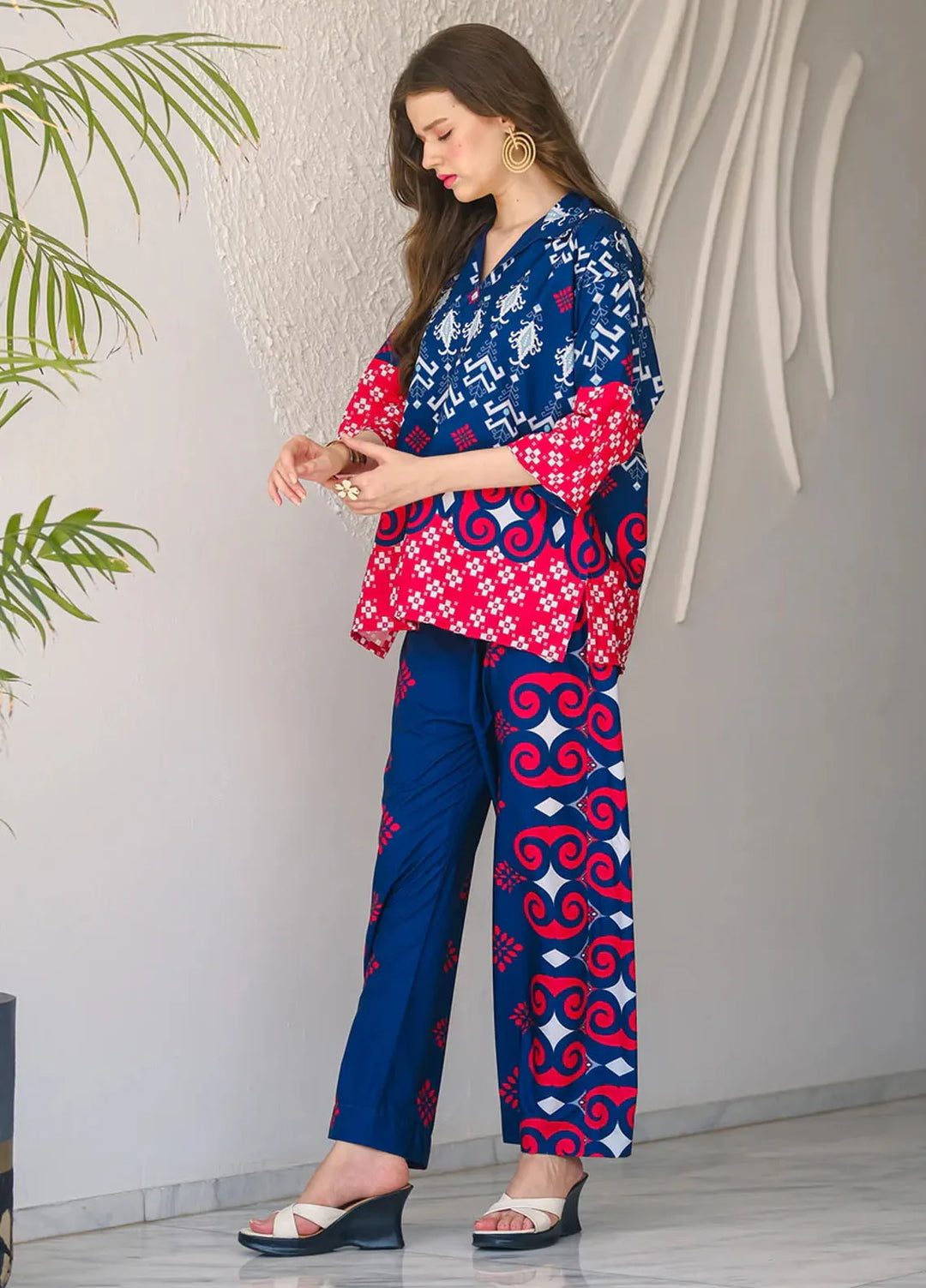 Sprinkles Pret Printed Lawn Silk 2 Piece Suit Sapphire