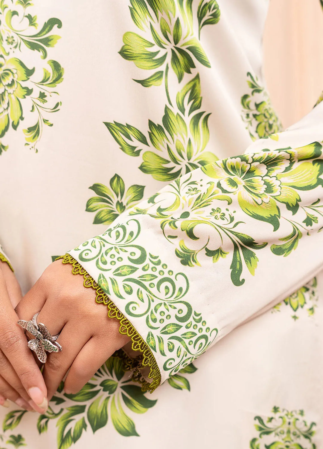Stitch Vibes Pret Printed Charmeuse 2 Piece Suit Sylvia