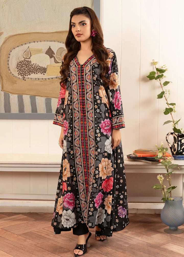 Stitch Vibes Pret Printed Crepe Kurit Black Flora Shirt