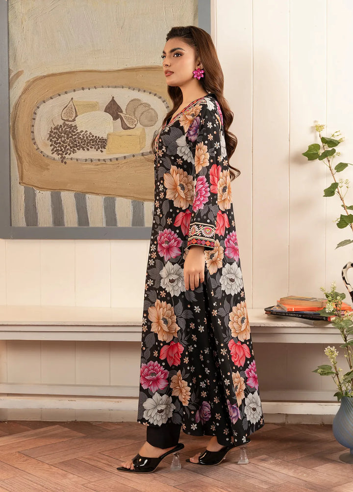 Stitch Vibes Pret Printed Crepe Kurit Black Flora Shirt