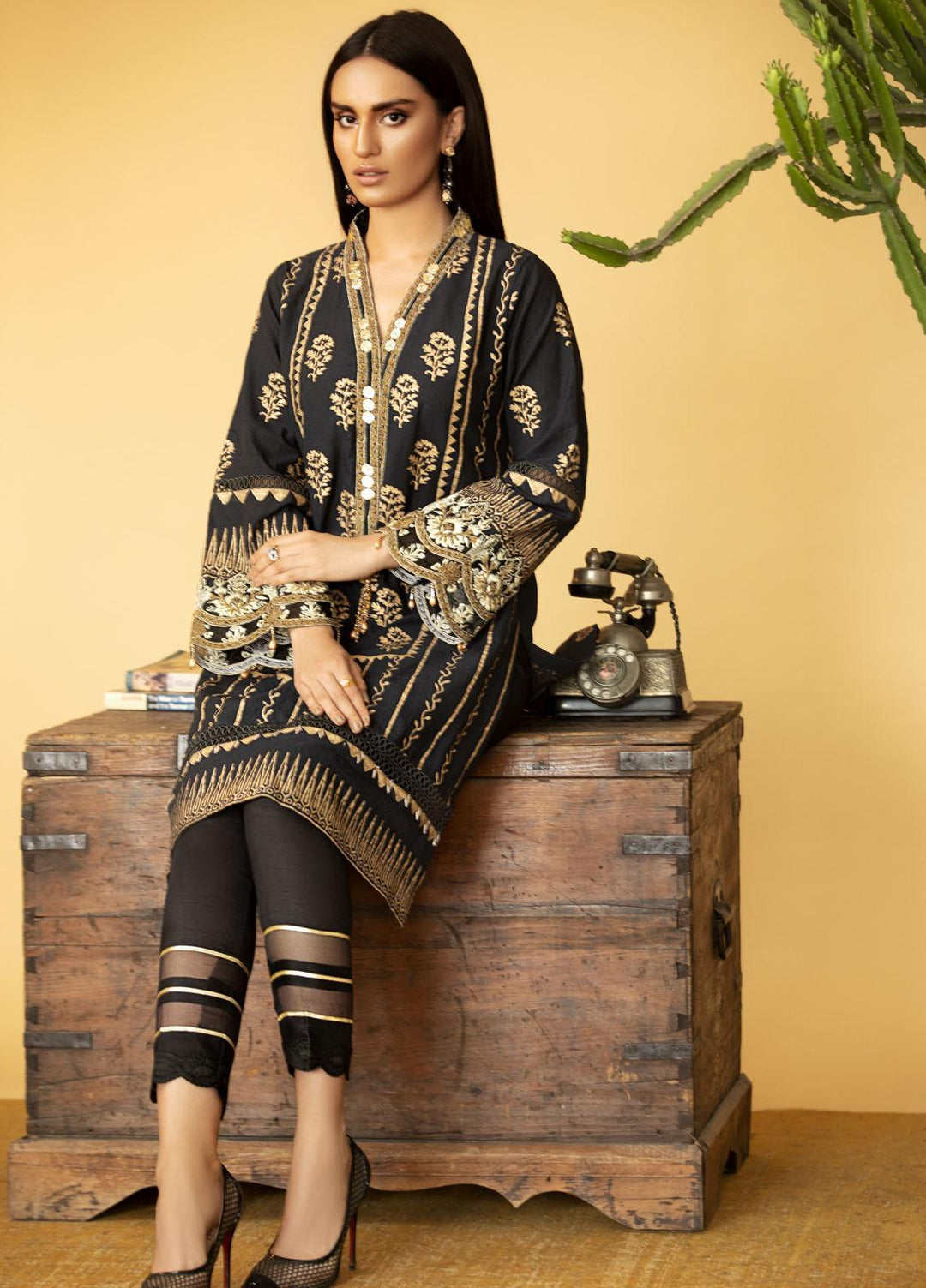 Sadya Sumair Luxury Pret Embroidered Cotton Shirt Black and Gold