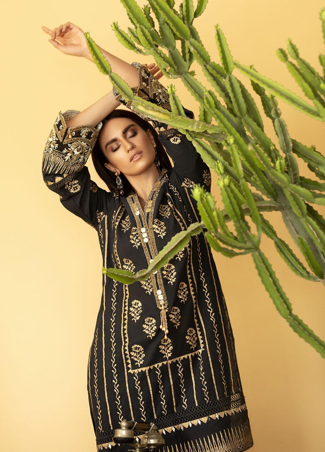 Sadya Sumair Luxury Pret Embroidered Cotton Shirt Black and Gold