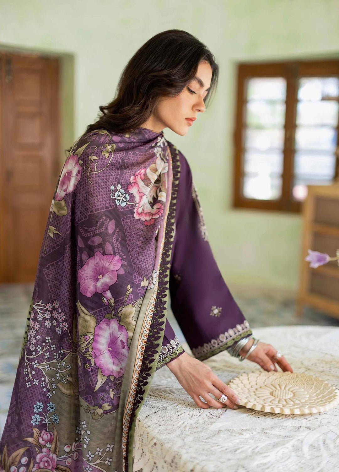 Sunehray Din By Seran Embroidered Lawn Suits Unstitched 3 Piece SRN23SD D-04 Raniya - Festive Collection
