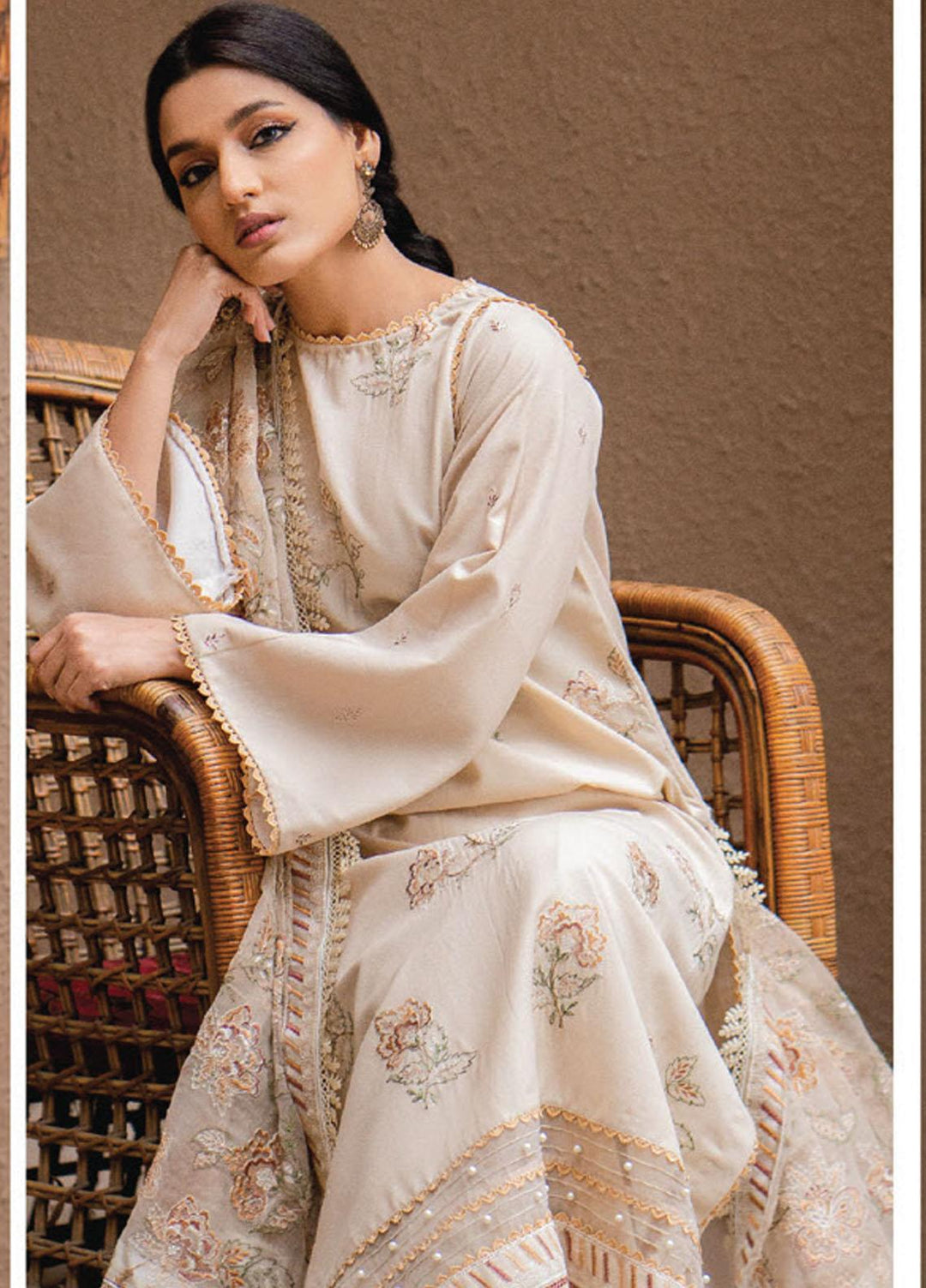Surmai By Humdum Embroidered Lawn Suits Unstitched 3 Piece HD23S D-10 - Summer Collection