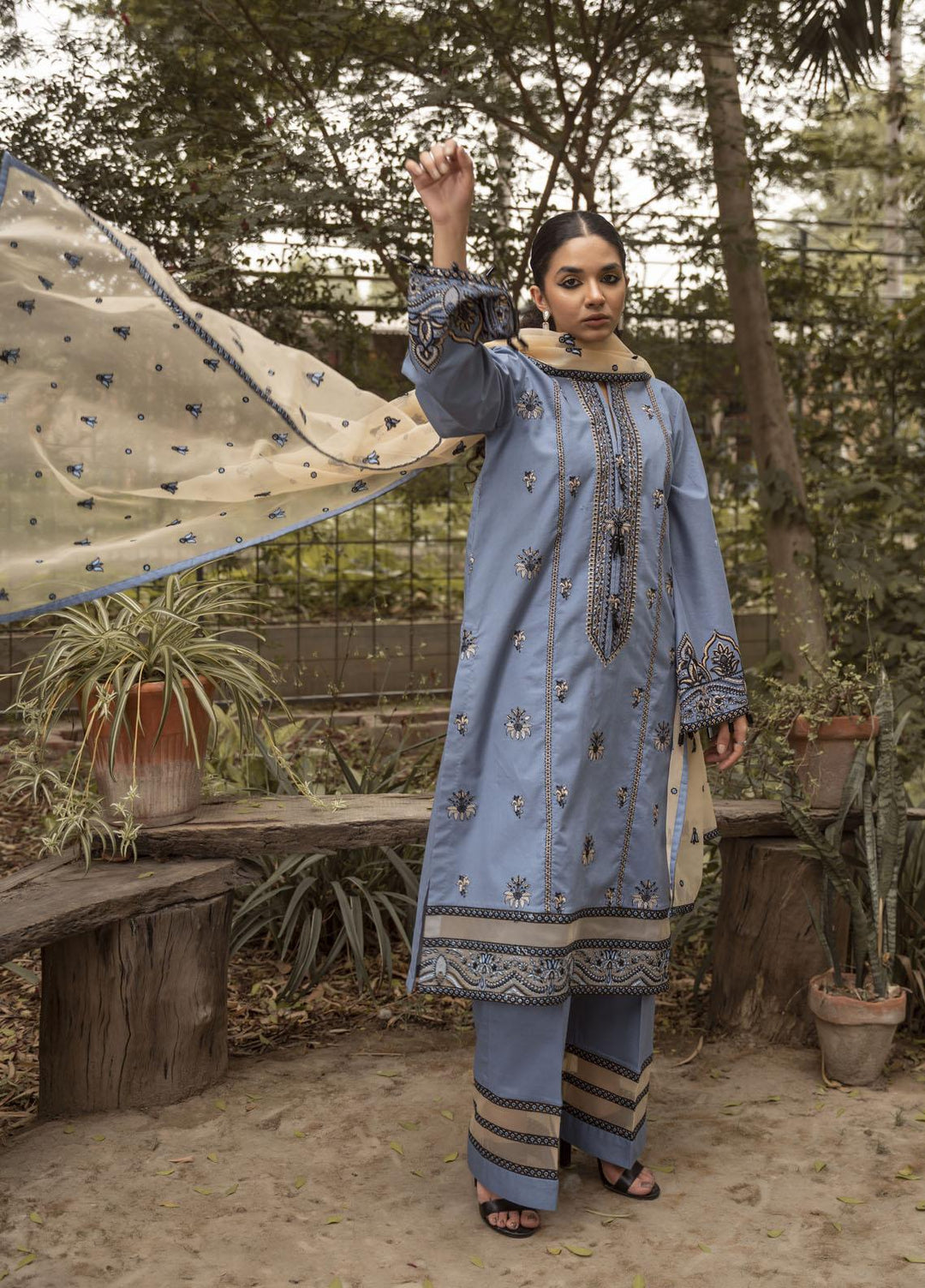 Surmai Pret  Lawn 3 Piece SULP-06 HEER