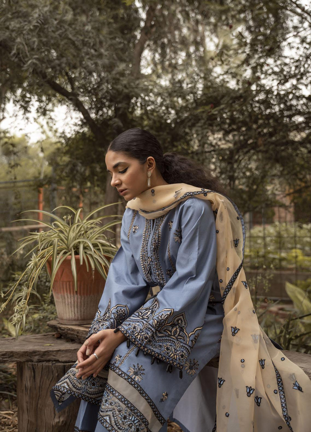 Surmai Pret  Lawn 3 Piece SULP-06 HEER