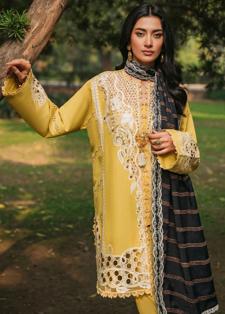 Sable Vogue Embroidered Karandi Suits Unstitched 3 Piece SV23WU SWC-05-23 - Winter Collection