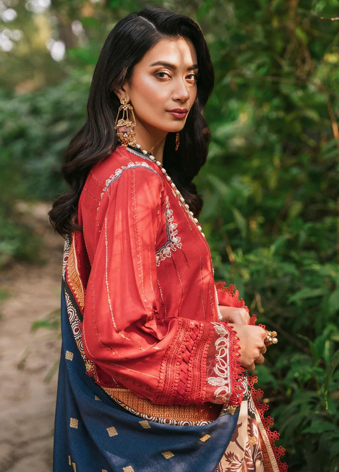 Sable Vogue Embroidered Karandi Suits Unstitched 3 Piece SV23WU SWC-09-23 - Winter Collection