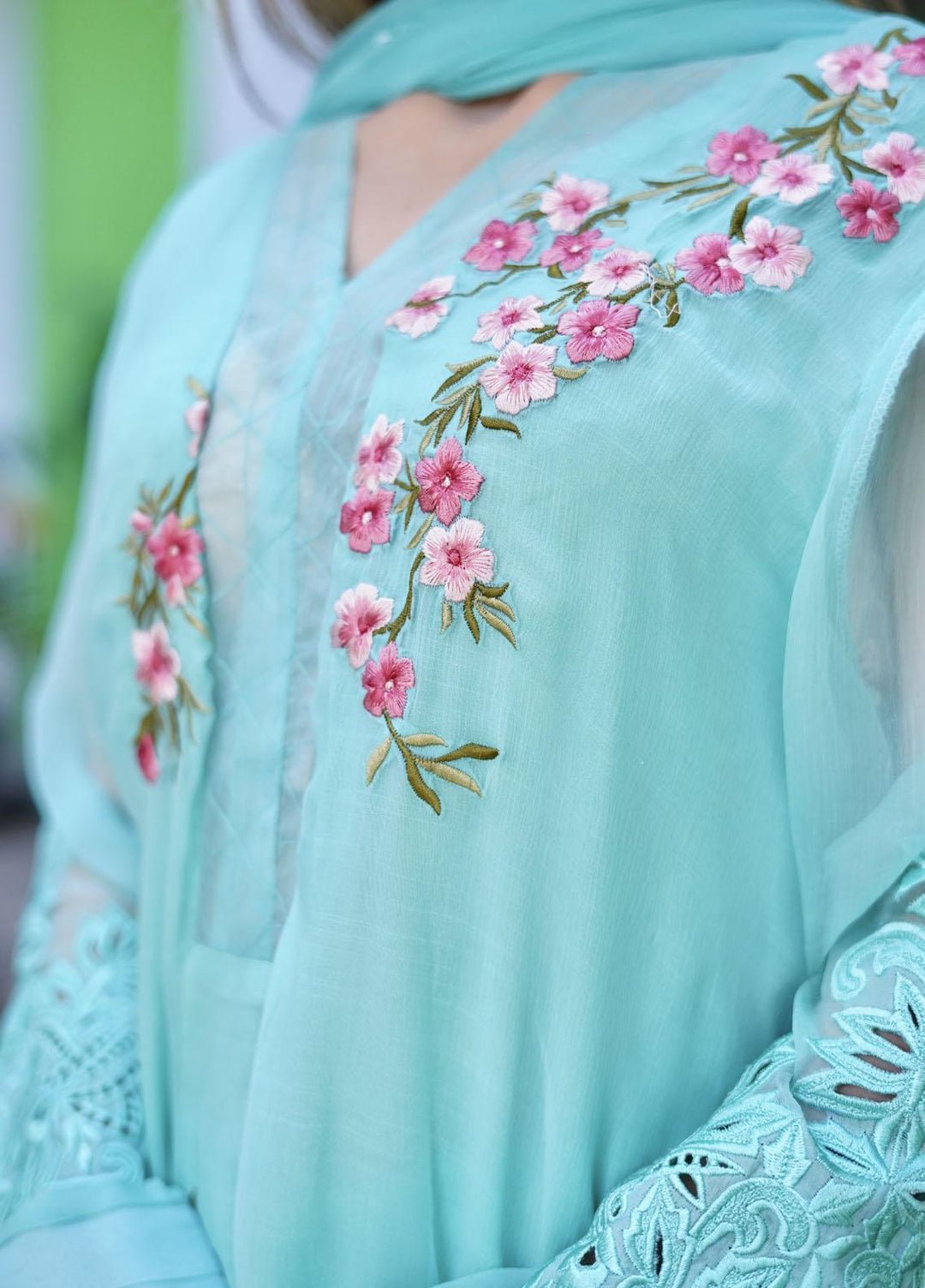 Manaal Arfeen Pret Embroidered  3 Piece Suit Floral Dream