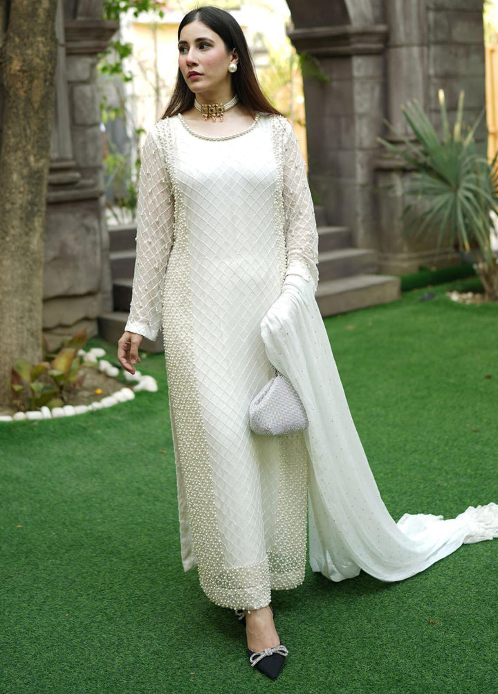 Manaal Arfeen Pret Embroidered  3 Piece Suit White Pearl