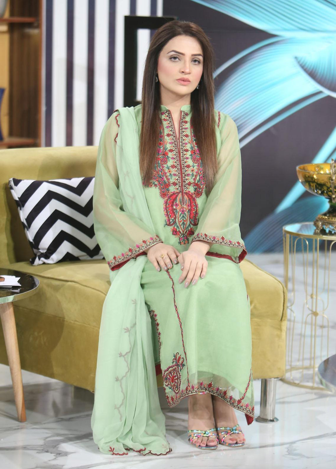 Manaal Arfeen Pret Embroidered  3 Piece Suit Hara Tanka