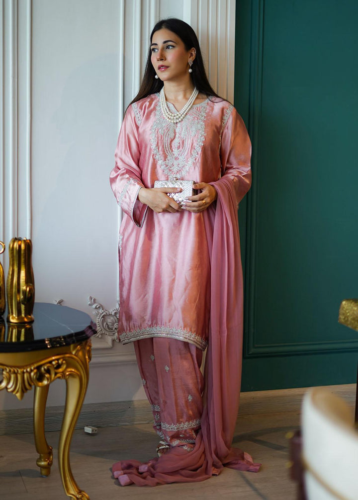 Manaal Arfeen Pret Embroidered  3 Piece Suit Traditional Pink