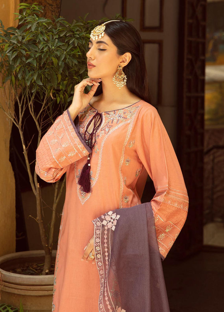 Shanyera Ready to Wear Embroidered Lawn 3 Piece Suit SHN22TB C2 - Maahru