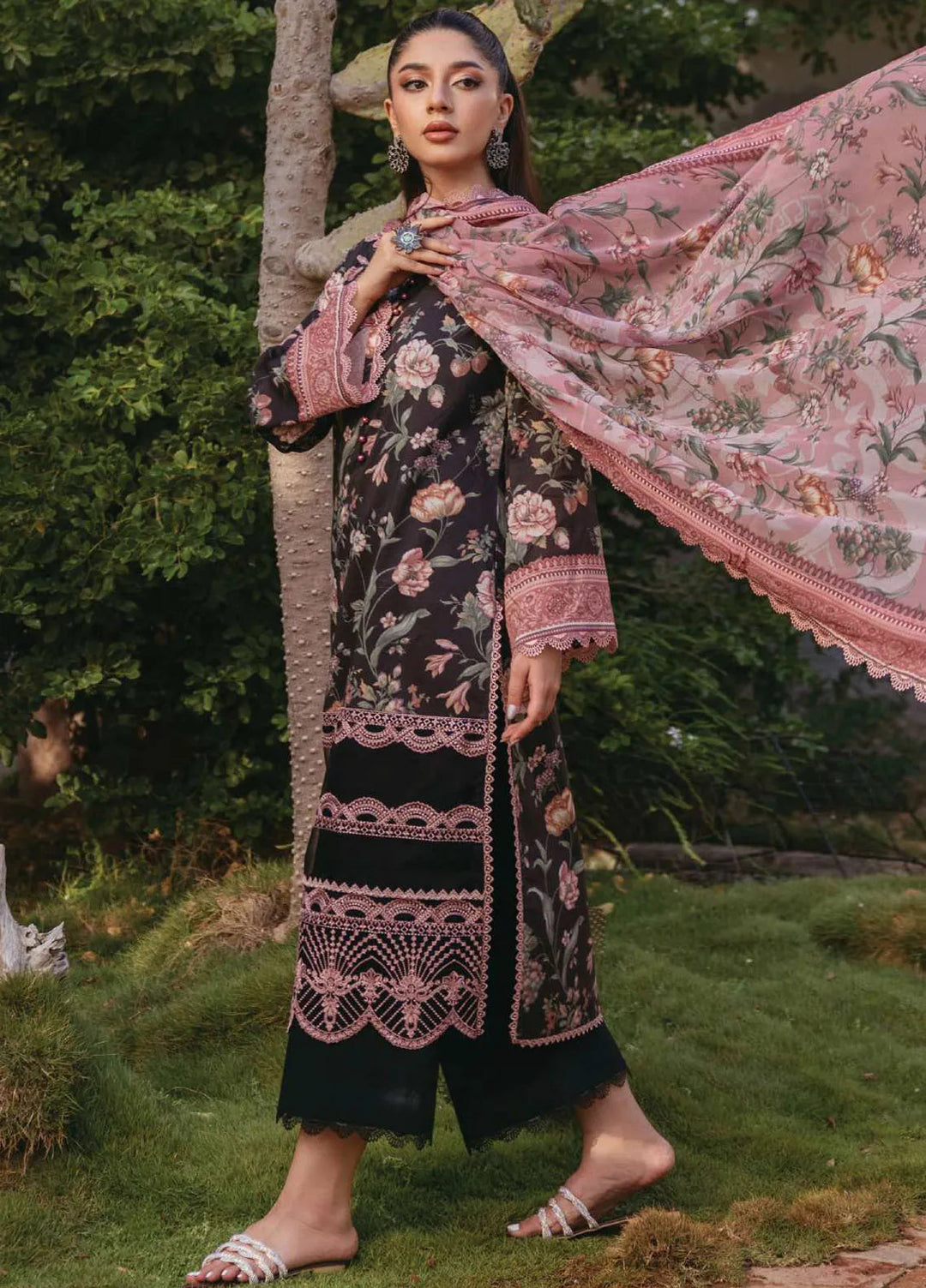 Tahra by Zainab Chottani Embroidered Lawn Suit Unstitched 3 Piece ZC24T 1A Ryma - Summer Collection
