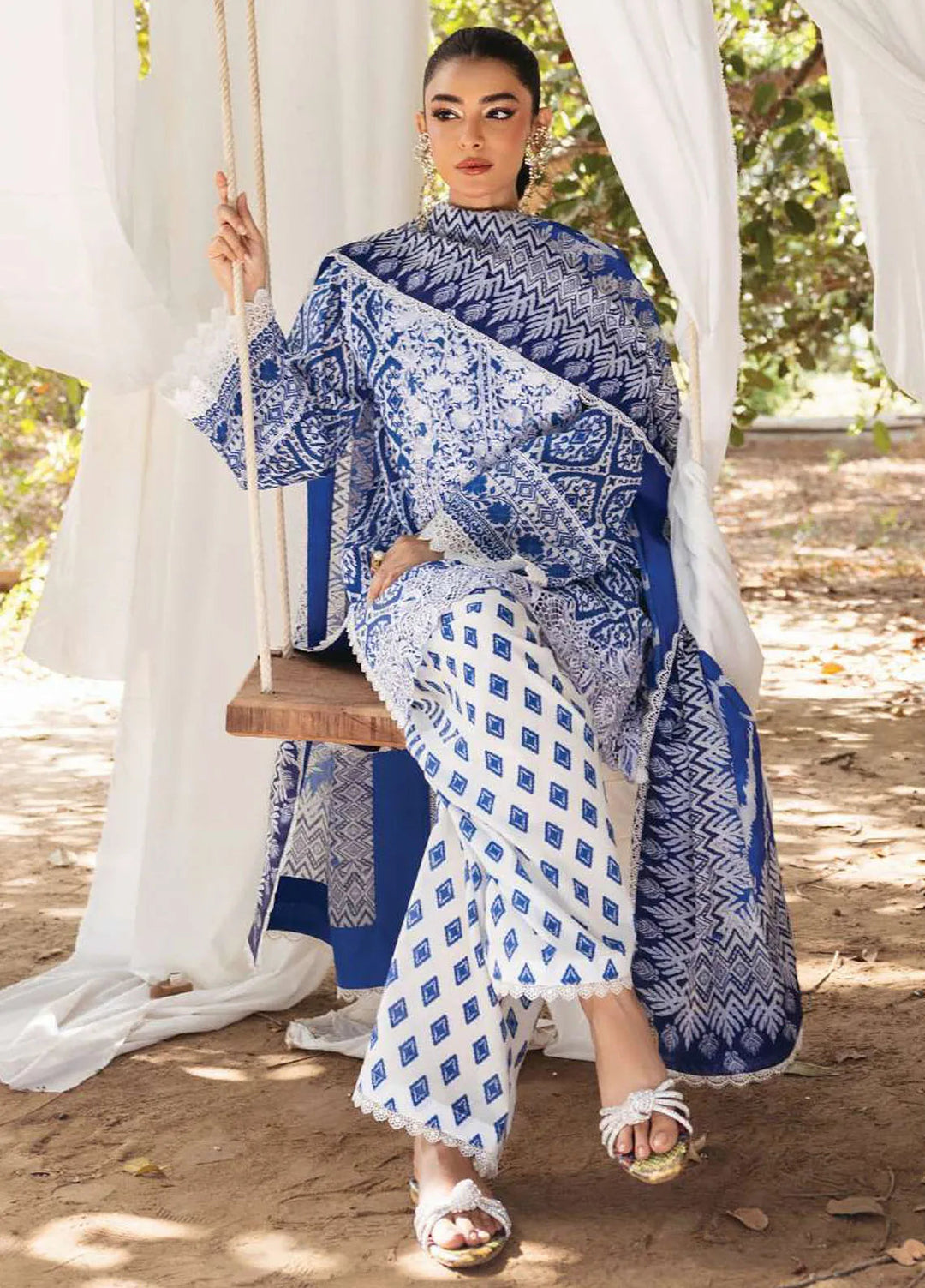 Tahra by Zainab Chottani Embroidered Lawn Suit Unstitched 3 Piece ZC24T 4A Leena - Summer Collection