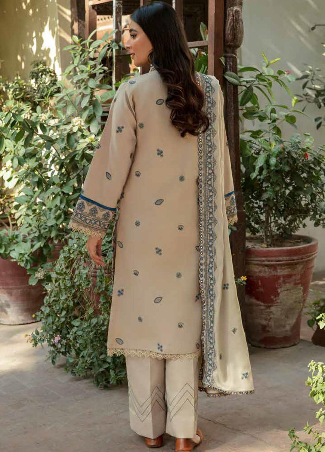 Tassawur By Florent Embroidered Karandi Suits Unstitched 3 Piece FL23T FL-4A - Winter Collection