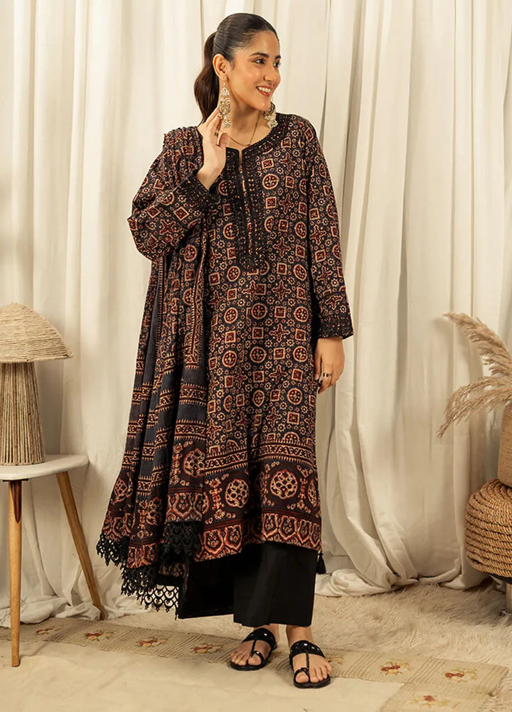 Tassels Pret Embroidered Cotton Lawn 3 Piece Suit Sabina