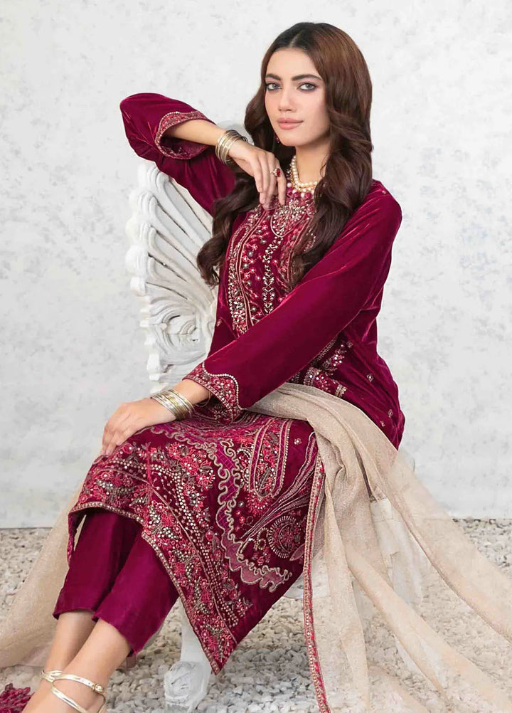 Tawakkal Fabrics Embroidered Velvet Suits Unstitched 3 Piece TWF24R D-4043 - Festive Collection