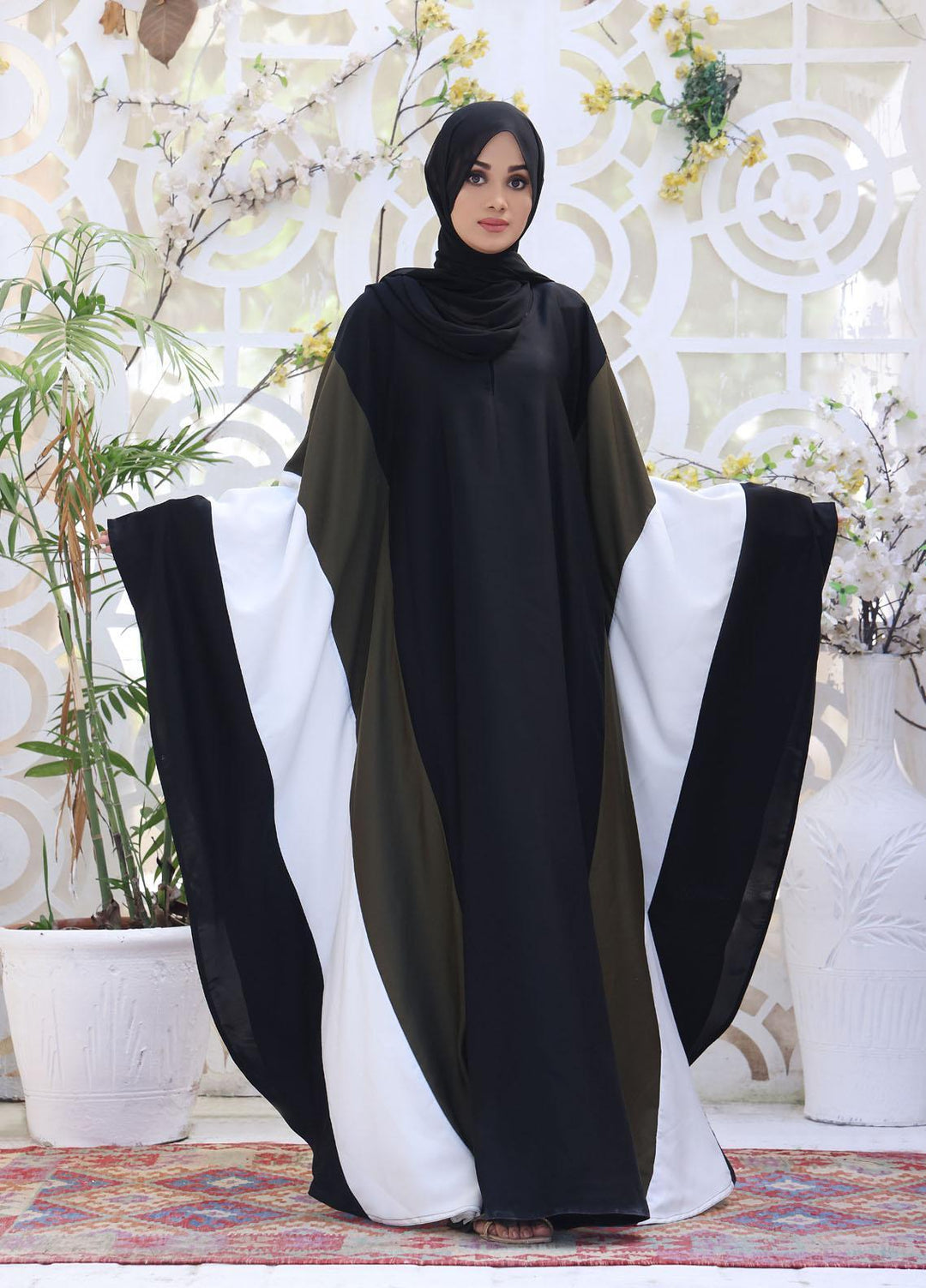 The Great Master (TGM)  Korean Nida Front Open Abaya Rimsha