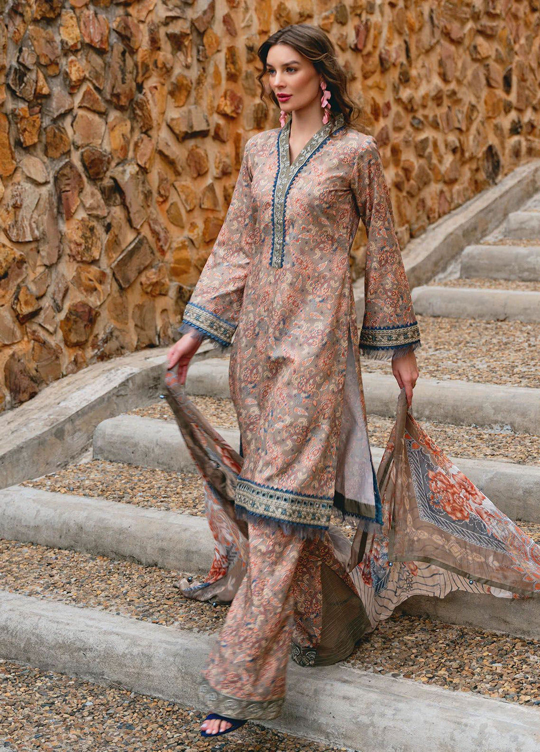 The Enchanted Garden by Gulaal Embroidered Lawn Suits Unstitched 3 Piece GL24EG D-05 Avila - Summer Collection