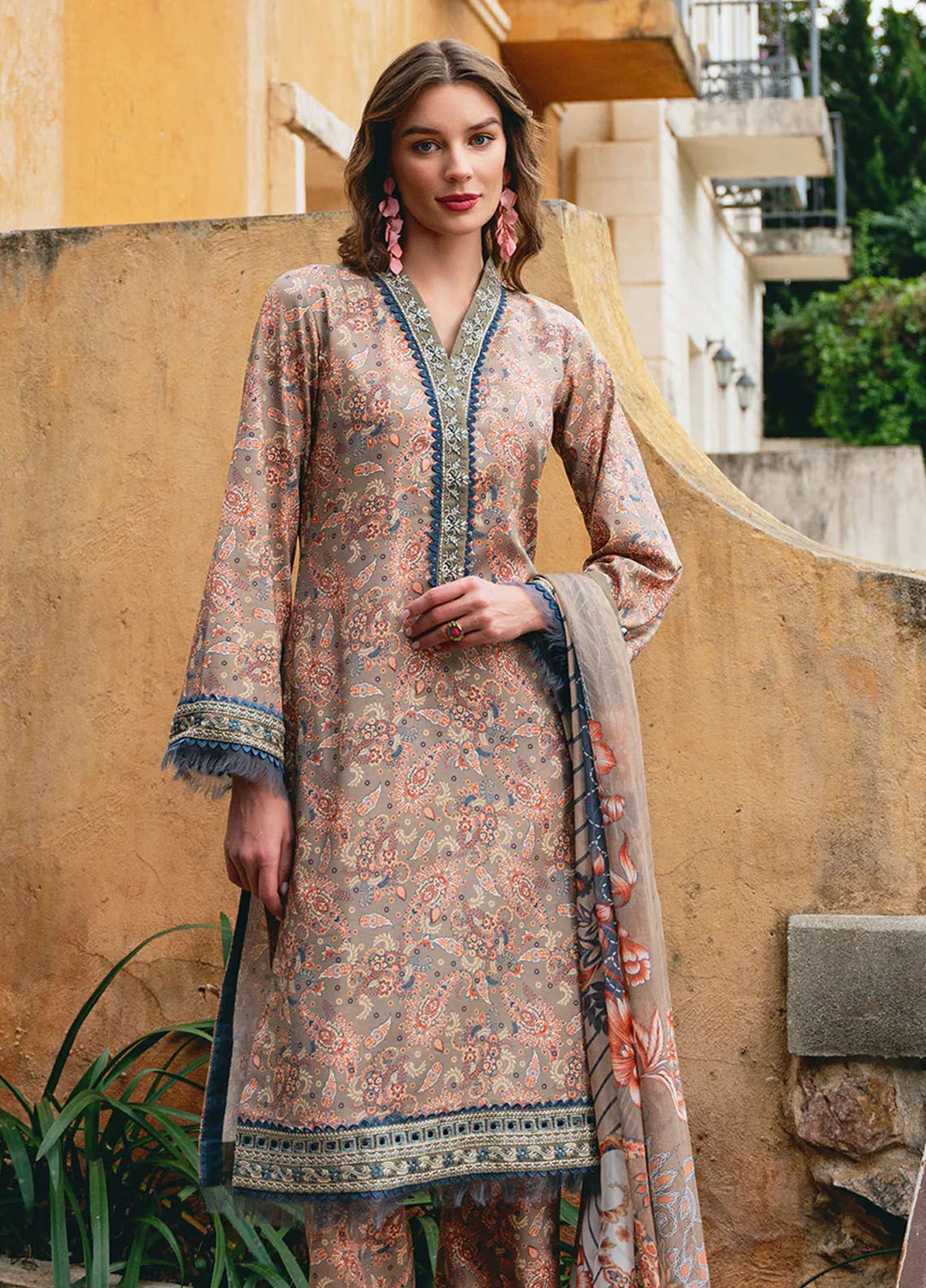 The Enchanted Garden by Gulaal Embroidered Lawn Suits Unstitched 3 Piece GL24EG D-05 Avila - Summer Collection