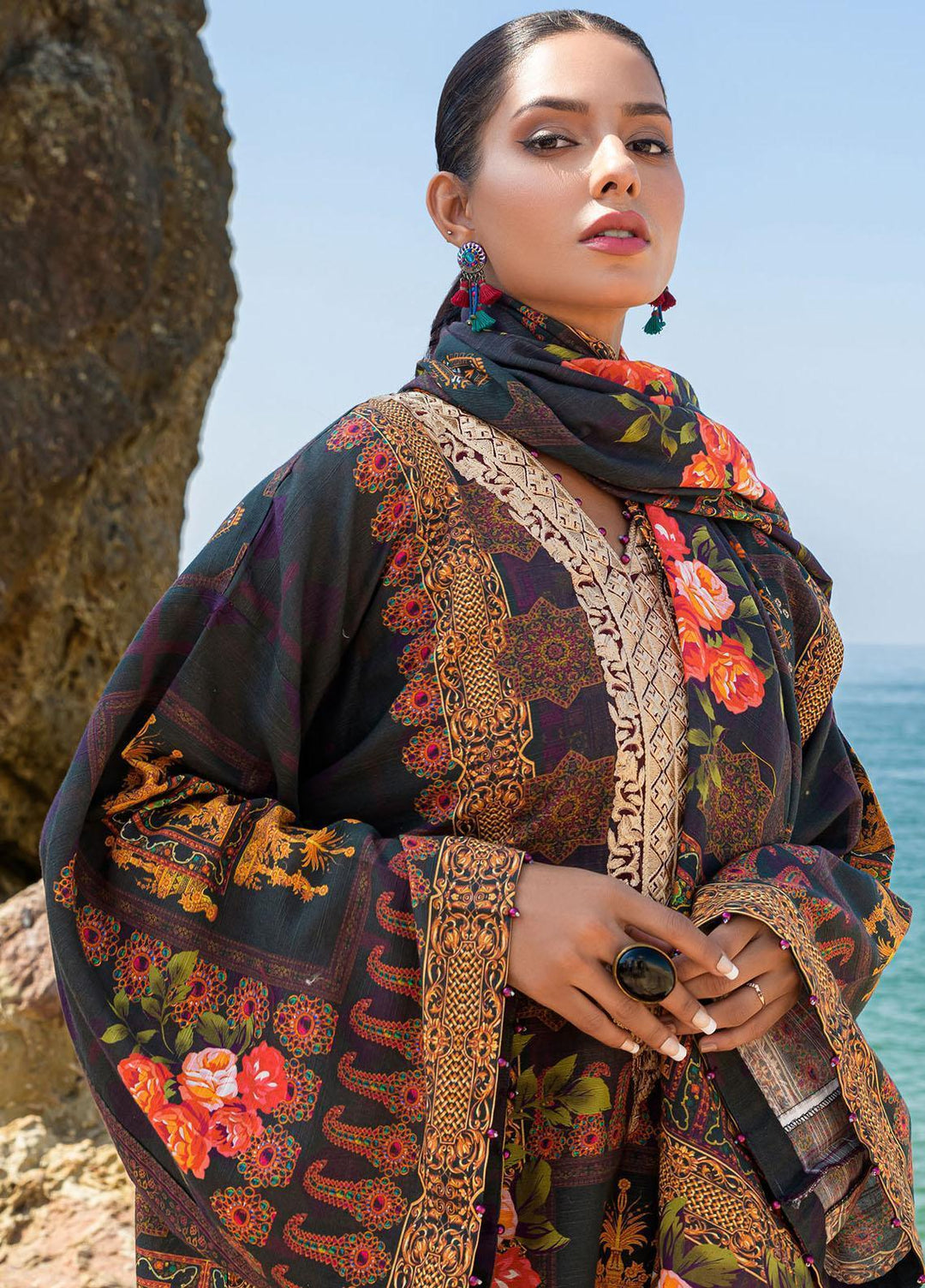 The Woven Palace Embroidered Khaddar Suits Unstitched 3 Piece TWP22K WPK22UN-BL004 VERENA - Winter Collection