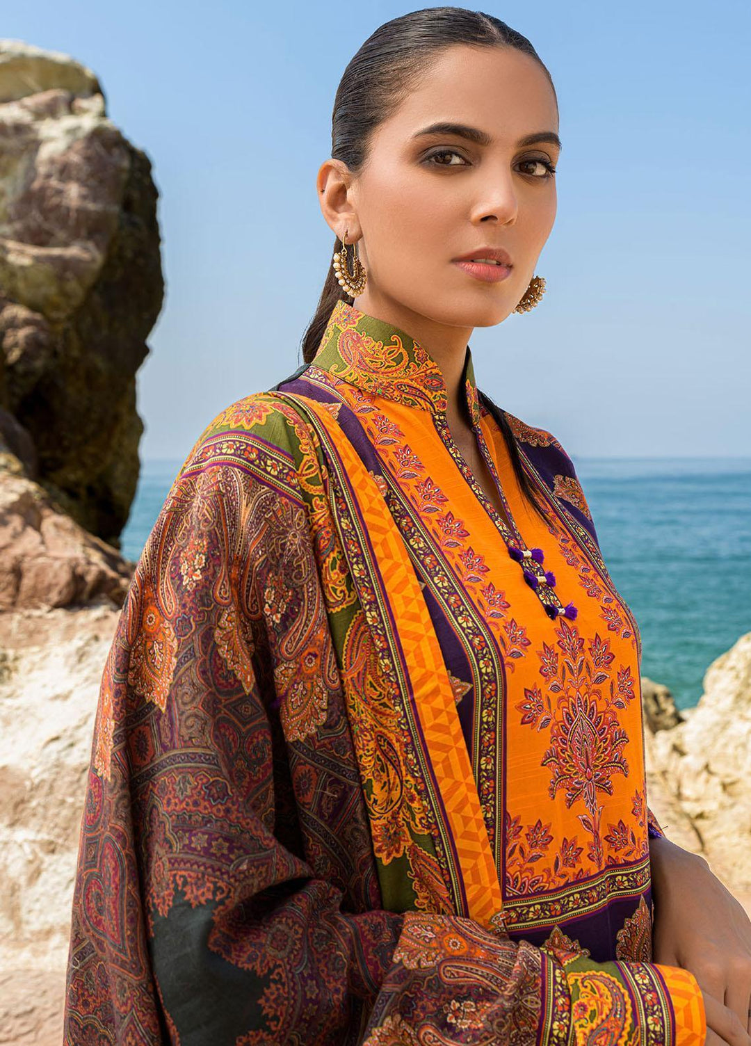 The Woven Palace Embroidered Khaddar Suits Unstitched 3 Piece TWP22K WPK22UN-OR005 THEA - Winter Collection