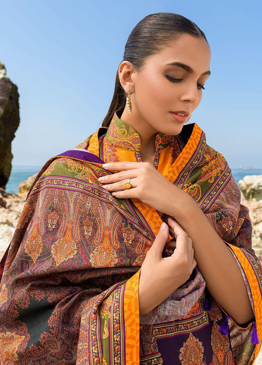 The Woven Palace Embroidered Khaddar Suits Unstitched 3 Piece TWP22K WPK22UN-OR005 THEA - Winter Collection