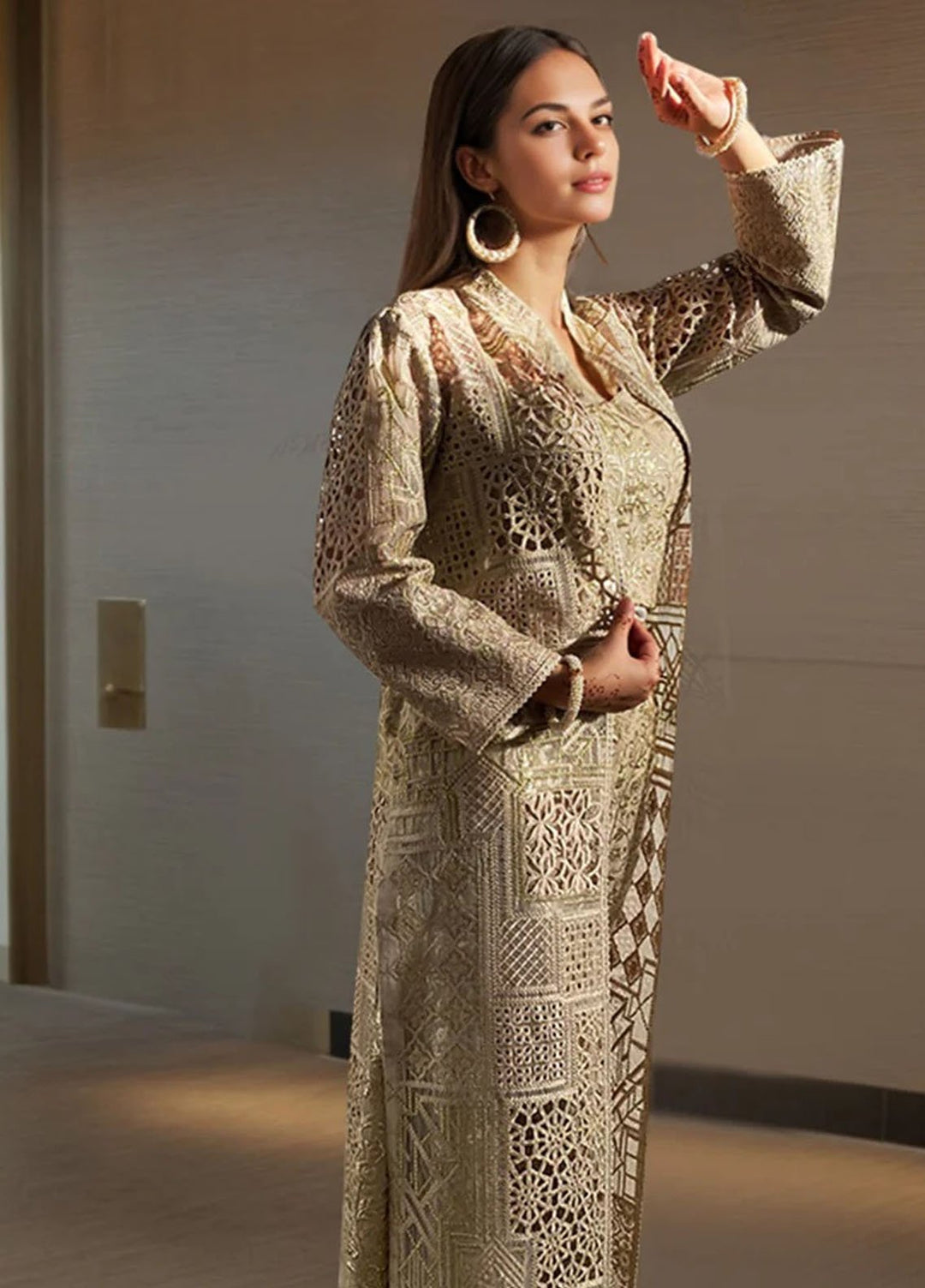 Thread and Motifs Pret Embroidered Organza 3 Piece 9510