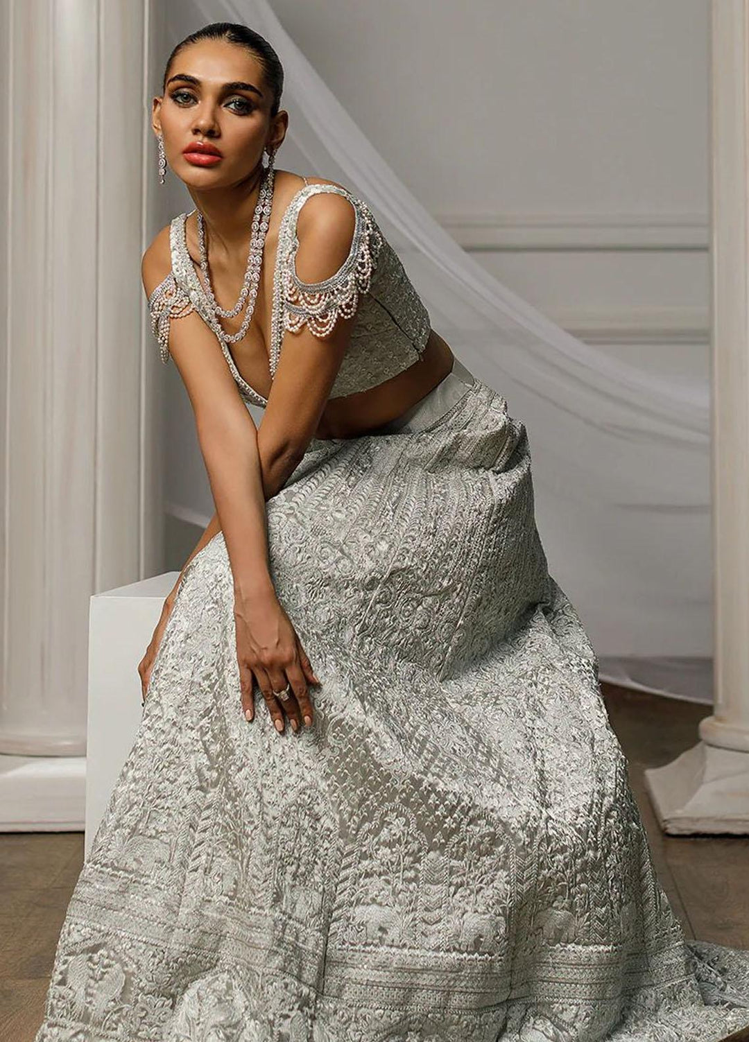 Threads & Motifs Pret Formal Wear Tissue 2 Piece Suit 8572