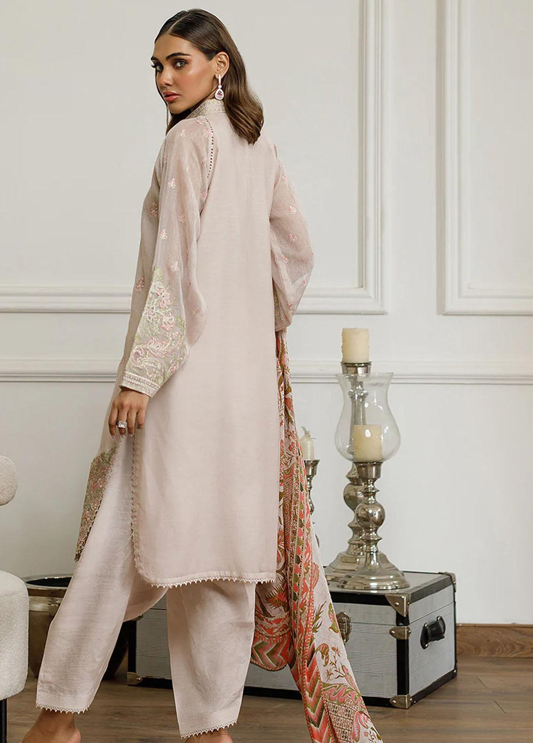 Threads & Motifs Pret Embroidered Cotton Net 2 Piece Suit 8324