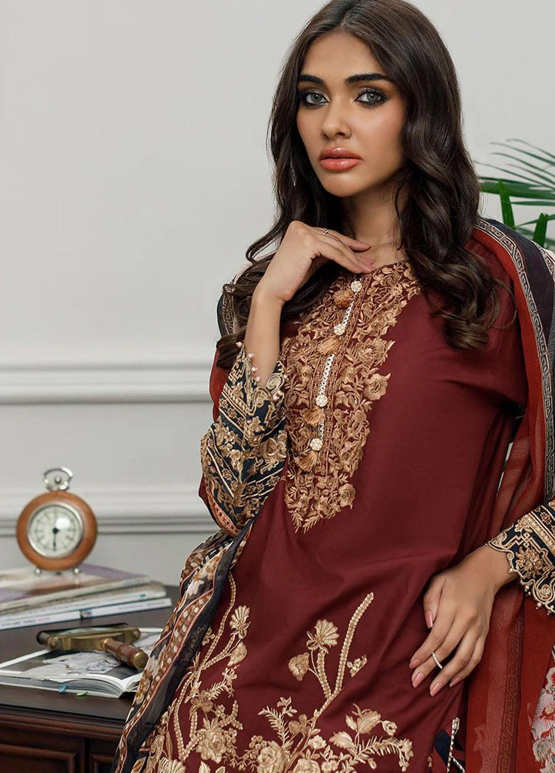 Threads & Motifs Pret  Lawn 2 Piece Suit THM23RW 7948.1