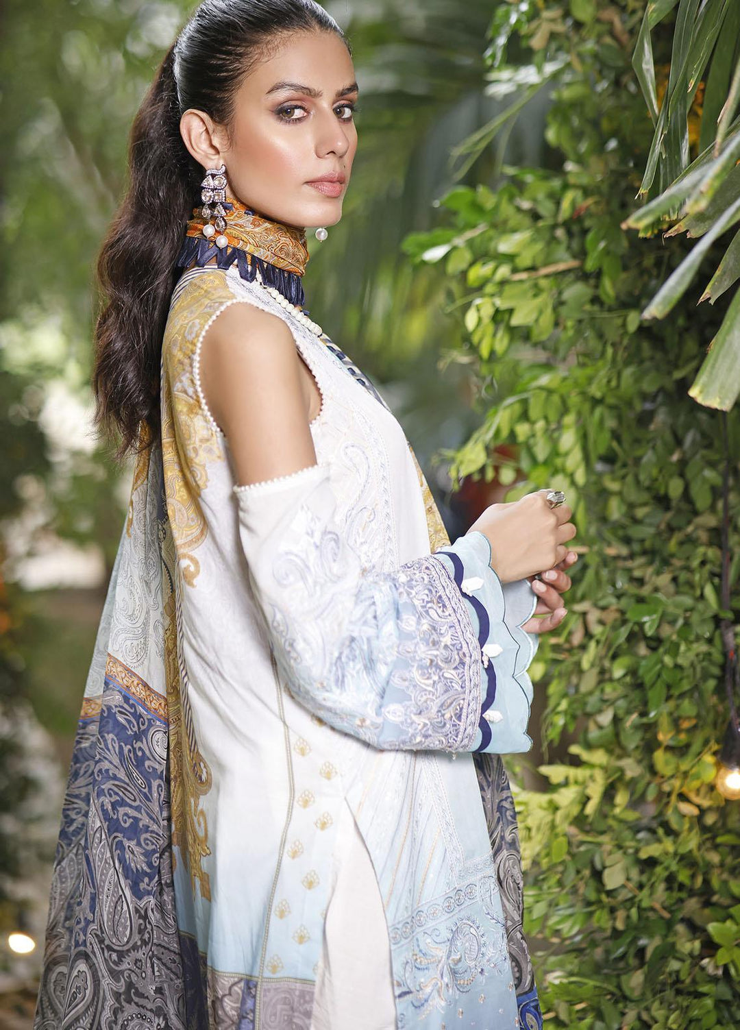 Threads & Motifs Embroidered Lawn Suits Unstitched 3 Piece THM22UL 7298 - Luxury Summer Collection
