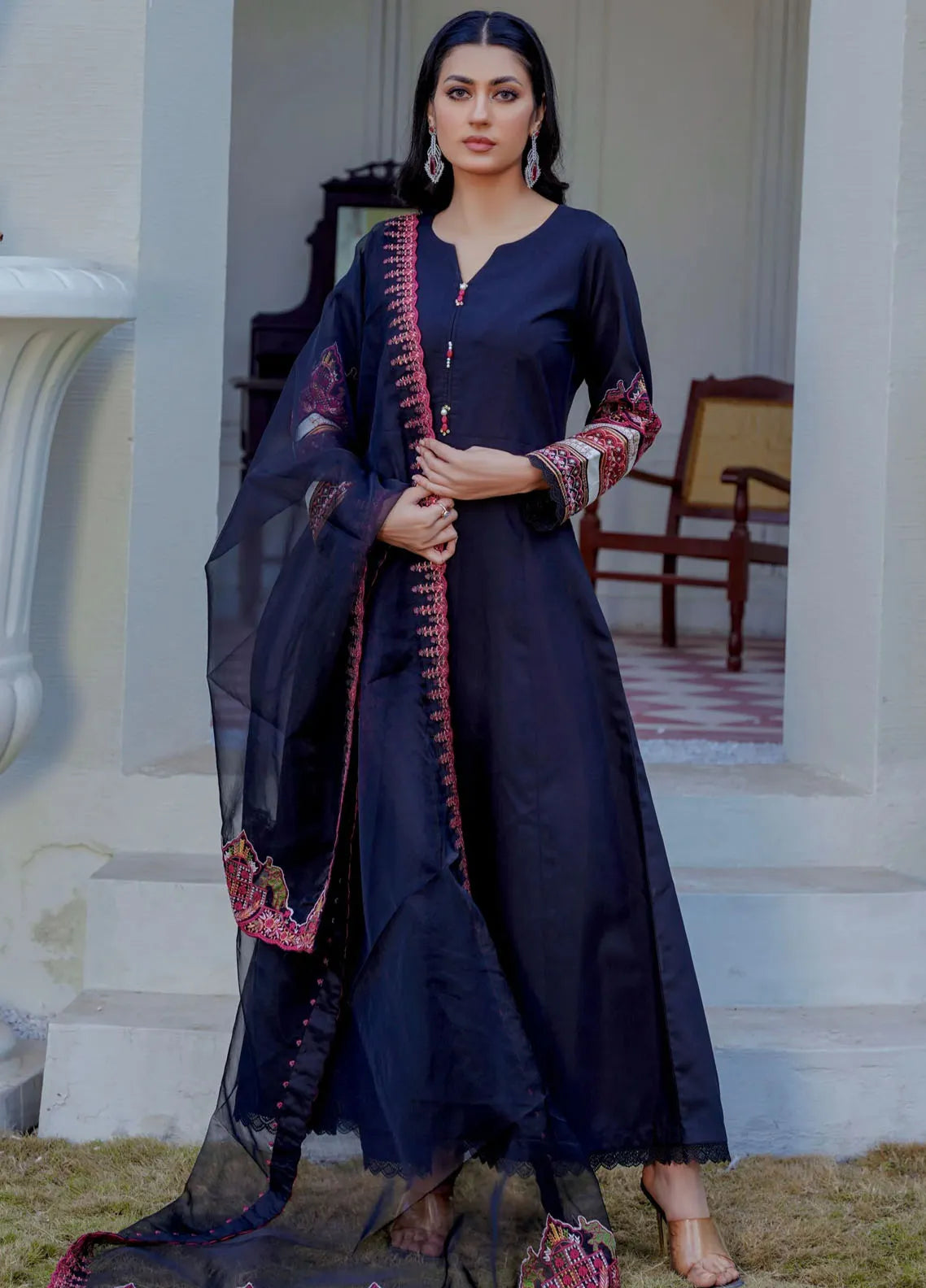 Threads And Weaves Pret Embroidered Viscose 3 Piece Suit RTWV24110 ...