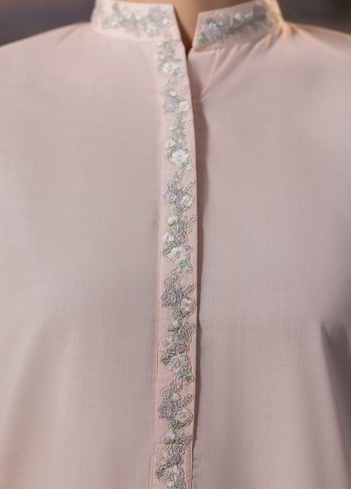 Threads & Motifs Pret Embroidered Lawn 3 Piece Suits 9017