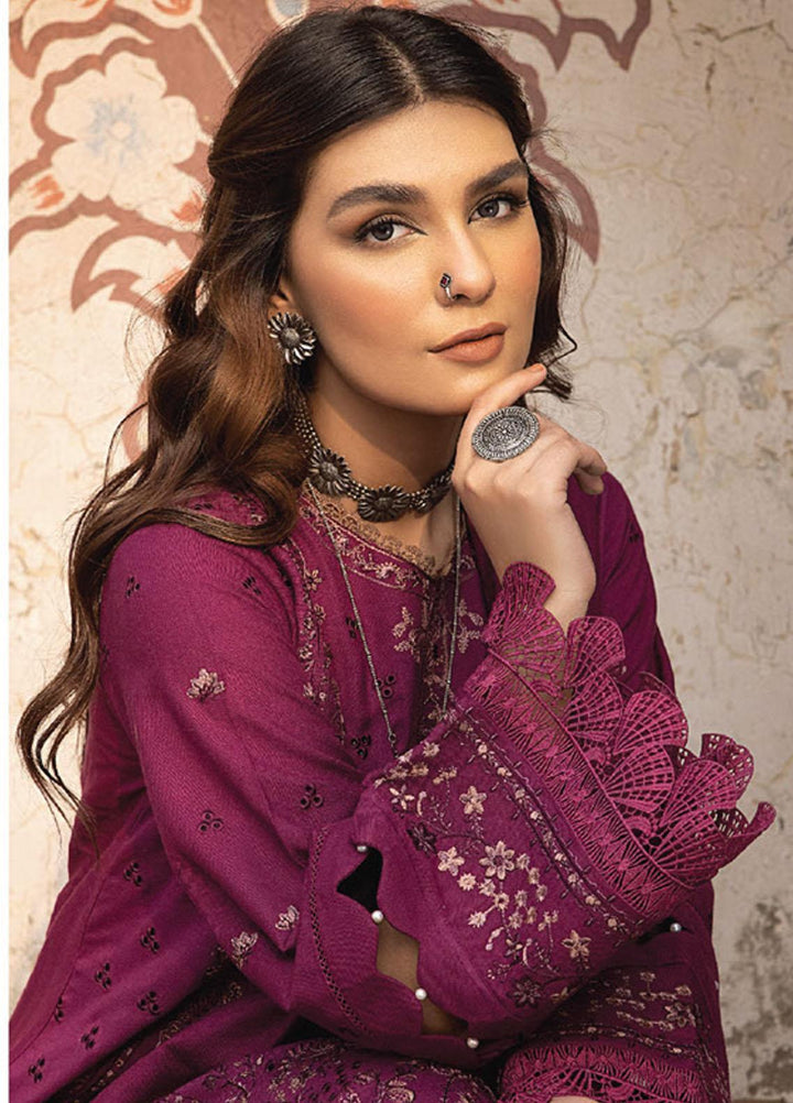 Vasl By Humdum Embroidered Leather Peach Suits Unstitched 3 Piece HD23V 07 - Winter Collection