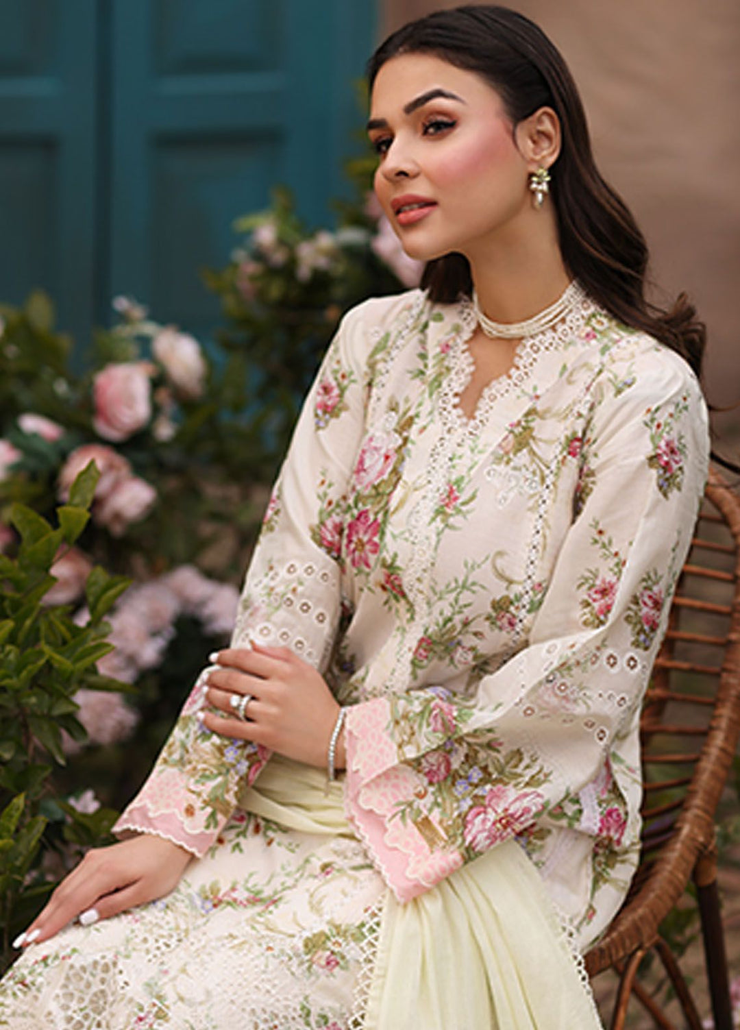 Vintage Flora By Manara Embroidered Lawn Suit Unstitched 3 Piece MNA24V Jasmine SS-01 - Summer Collection
