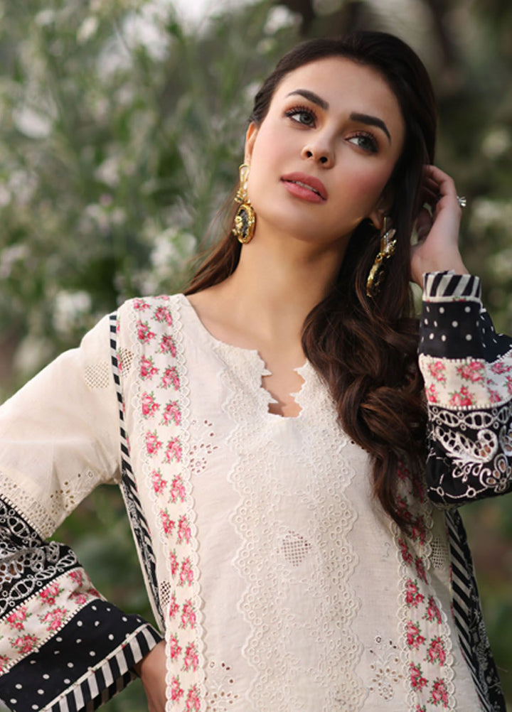 Vintage Flora By Manara Embroidered Lawn Suit Unstitched 3 Piece MNA24V Solaina SS-11 - Summer Collection