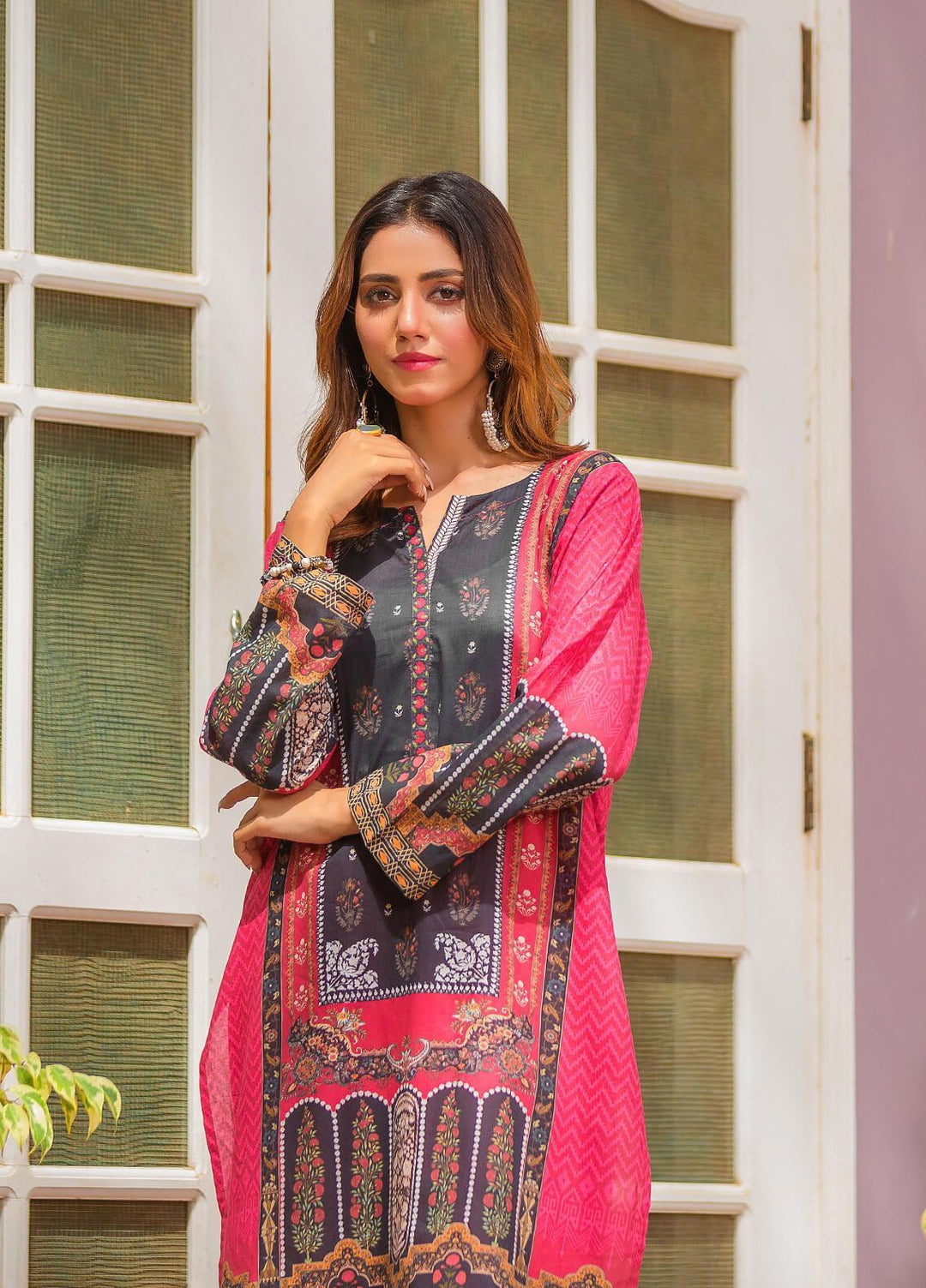 Waniya Pret Printed Lawn 2 Piece Suit PK-214A ONYX ROSE