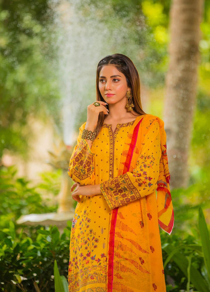 Waniya Pret Printed Lawn 3 Piece Suit PK-208A CANARY BLOOM