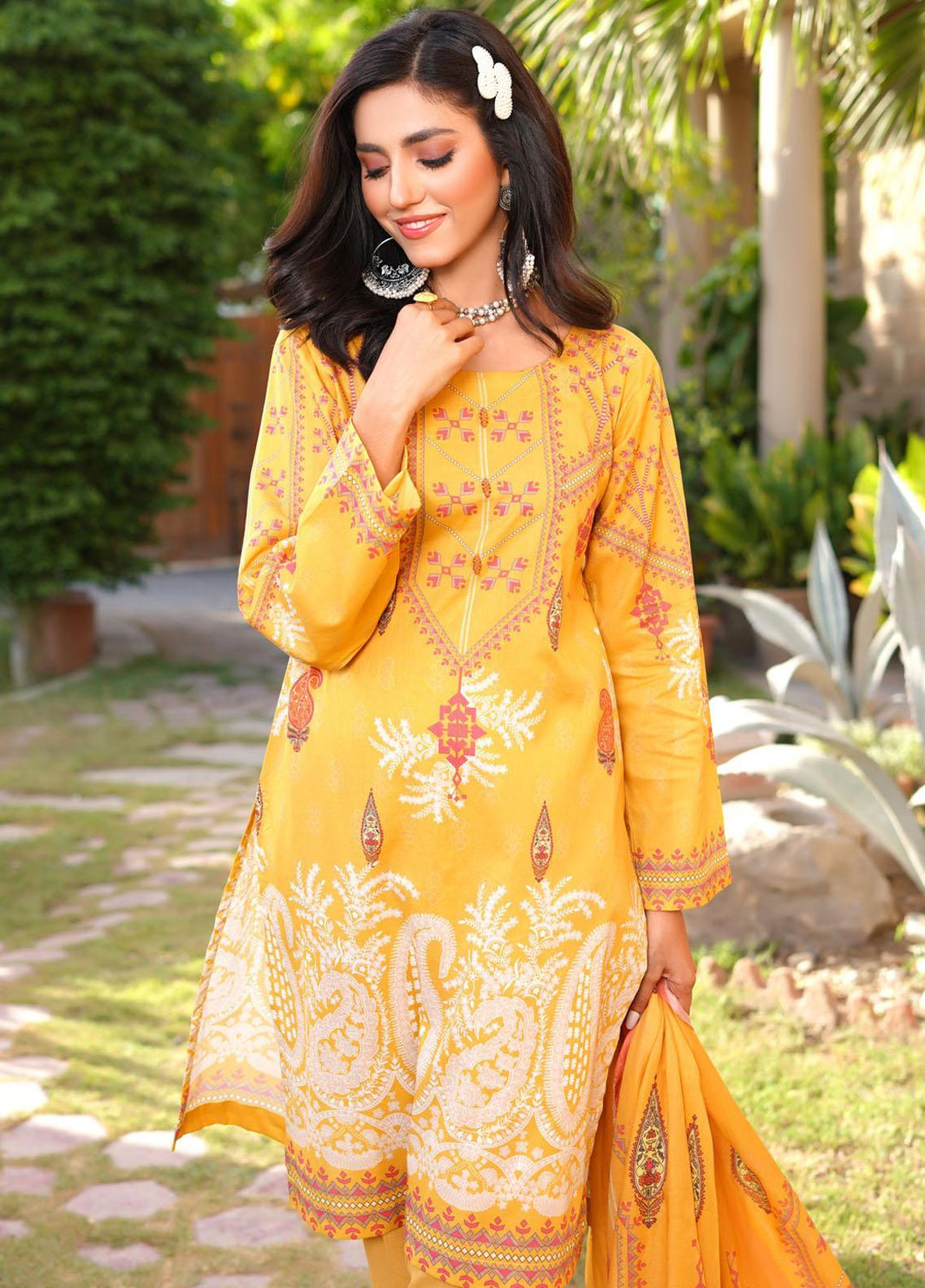 Waniya Lawn Digital Printed 3 Piece for Women -  CANARY PUNCH PK-226