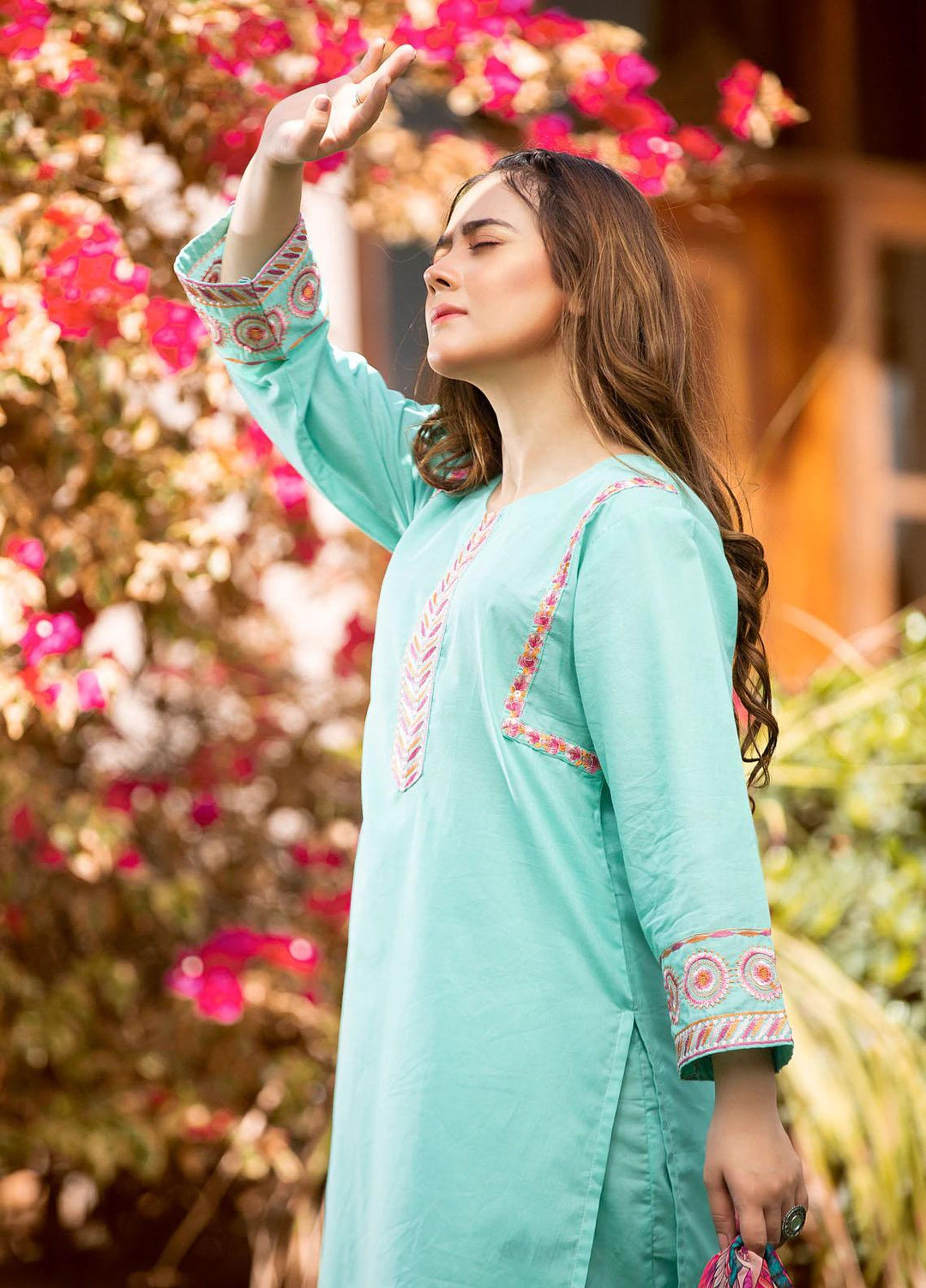 Waniya Lawn Embroidered Girls 3 Piece Suit -  MEHR WKE-02
