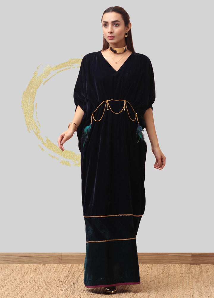 Mor to Go Pret  Velvet Kaftan MTM21WH Adeline