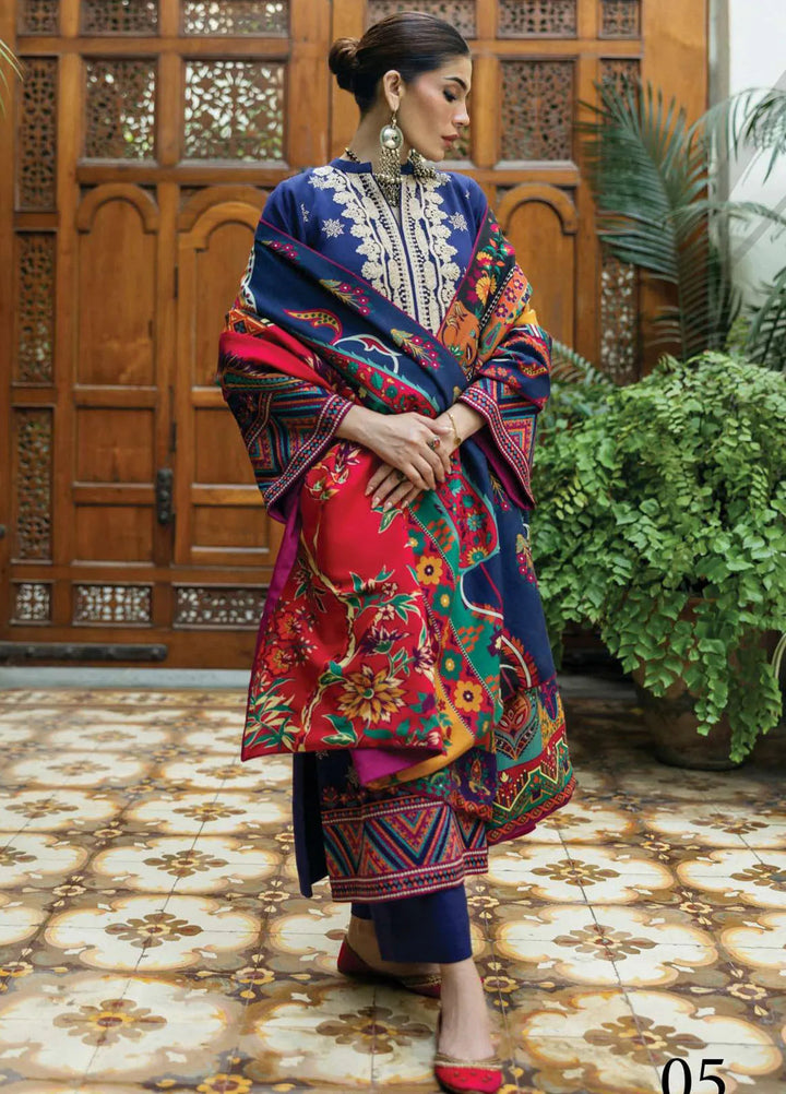 Zainab Chottani Embroidered Suit Unstitched 3 Piece ZC24WS D-05 Maya - Winter Collection