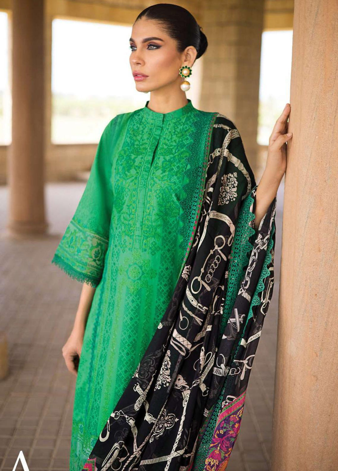 Zainab Chottani Embroidered Lawn Suits Unstitched 3 Piece ZC23L 7A - Luxury Collection